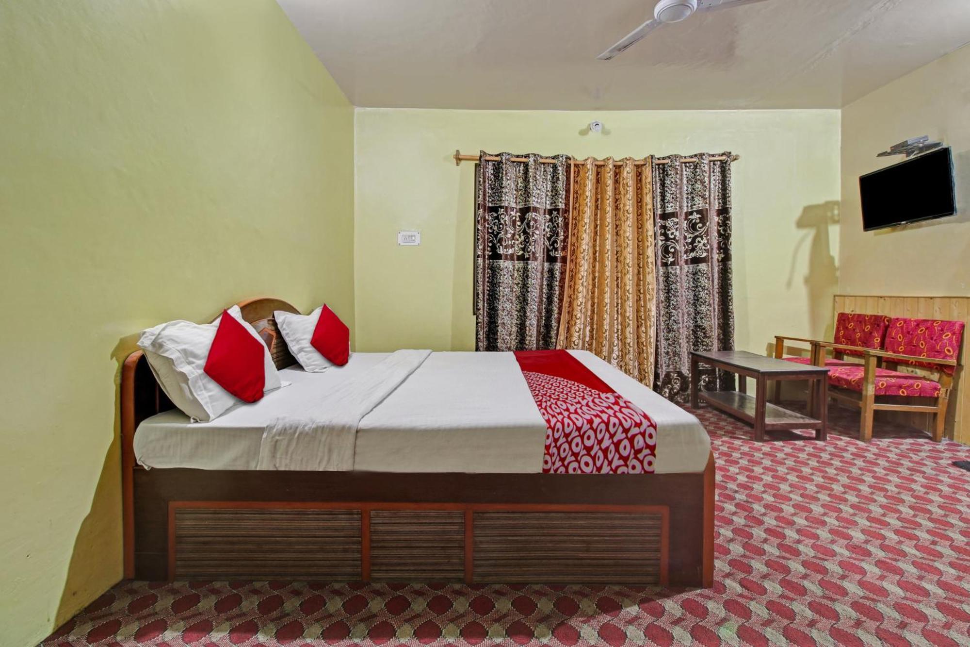 Hotel Ab-I-Hayat Srinagar  Exterior photo